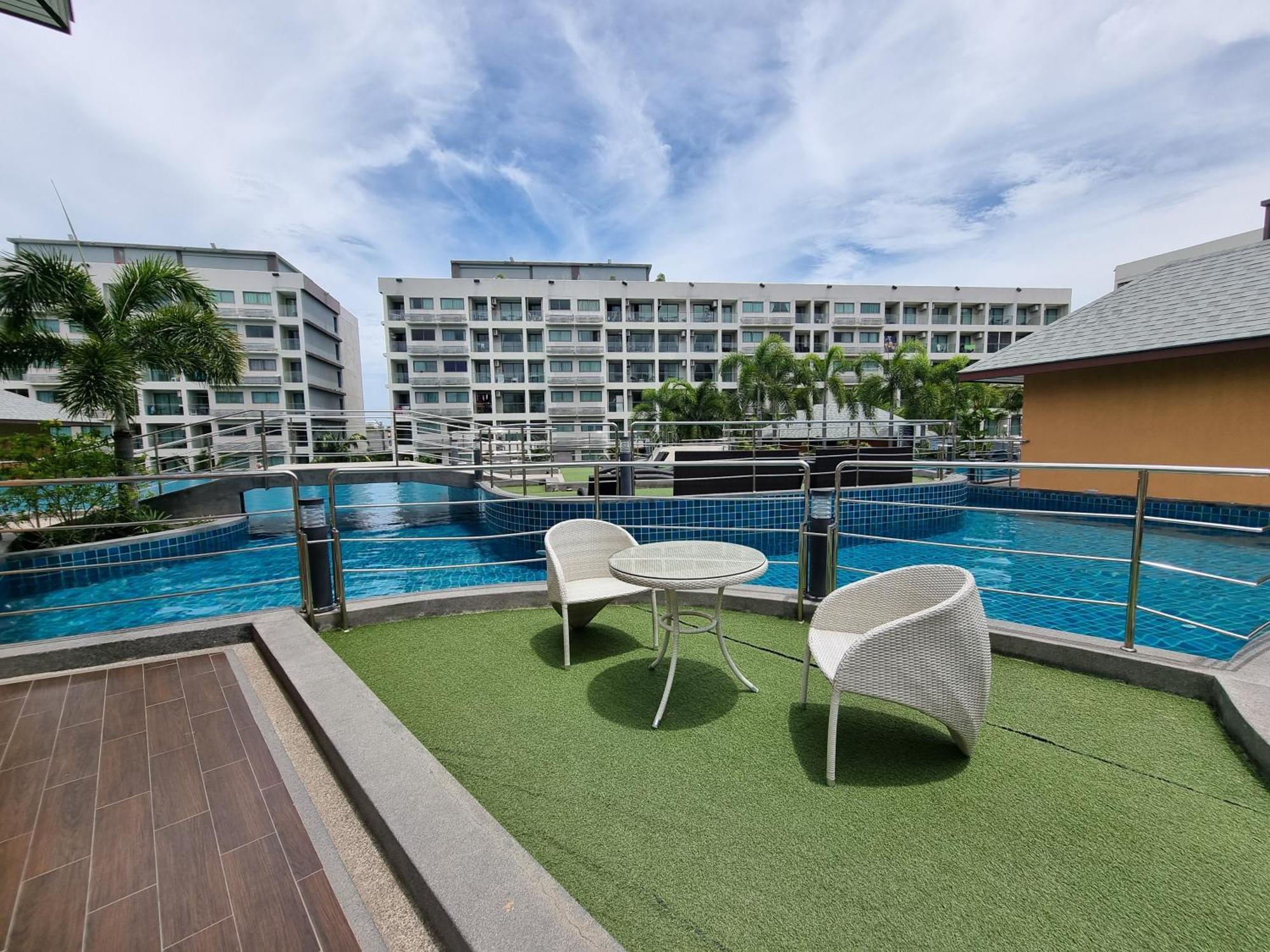 Laguna Beach Condo Resort 3 Maldives Pattaya Pool View ลากูน่า บีช คอนโด รีสอร์ต 3 พัทยา 乔木提恩海滩 外观 照片