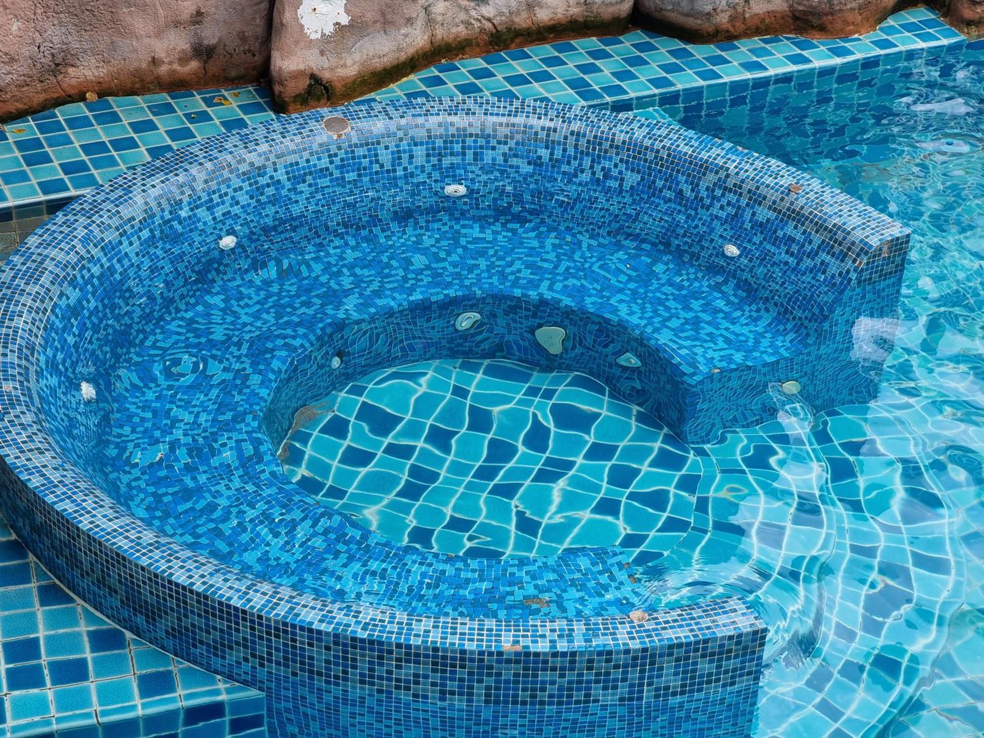 Laguna Beach Condo Resort 3 Maldives Pattaya Pool View ลากูน่า บีช คอนโด รีสอร์ต 3 พัทยา 乔木提恩海滩 外观 照片